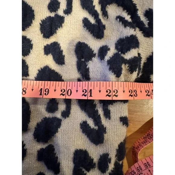 Leopard Print Taupe Navy Blue Cardigan Red Buttons *No Size Tag See Measurements - Picture 7 of 9